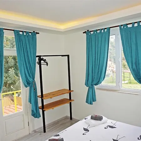 11 Boutique Bed & Breakfast 2*