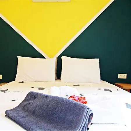 11 Boutique Bed and Breakfast Κας