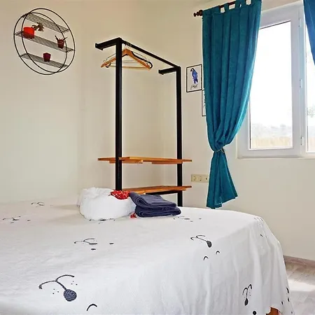 לינה וארוחת בוקר 11 Boutique 4*