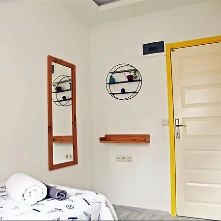 לינה וארוחת בוקר 11 Boutique קס