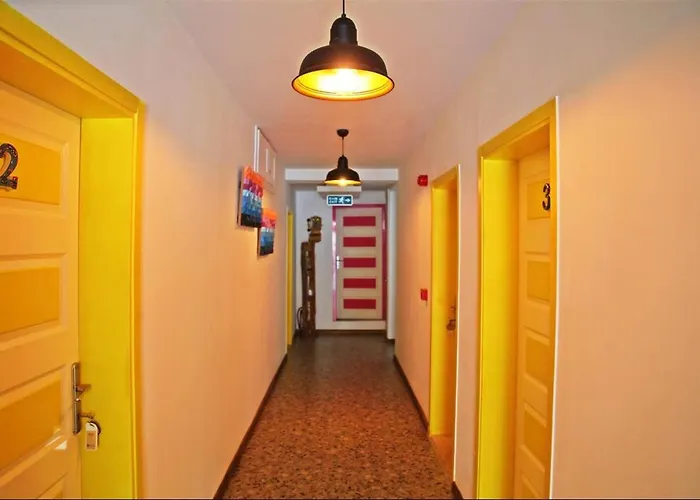 Couette-café 11 Boutique 4*